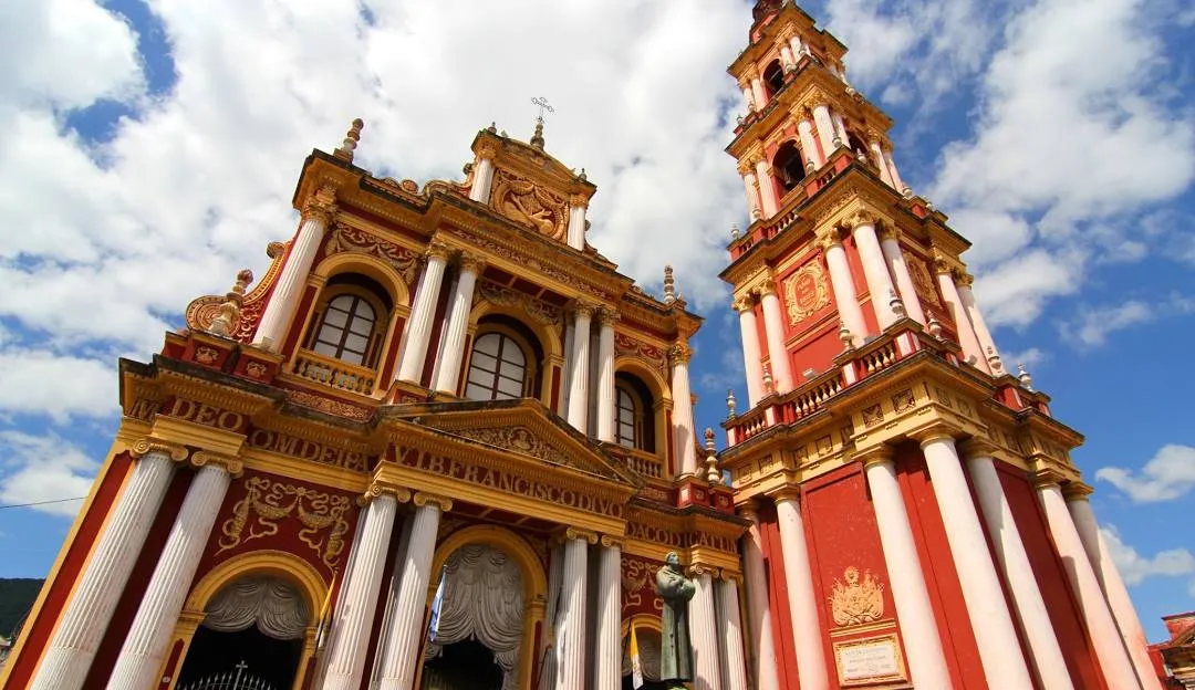 Catedral de Salta de día